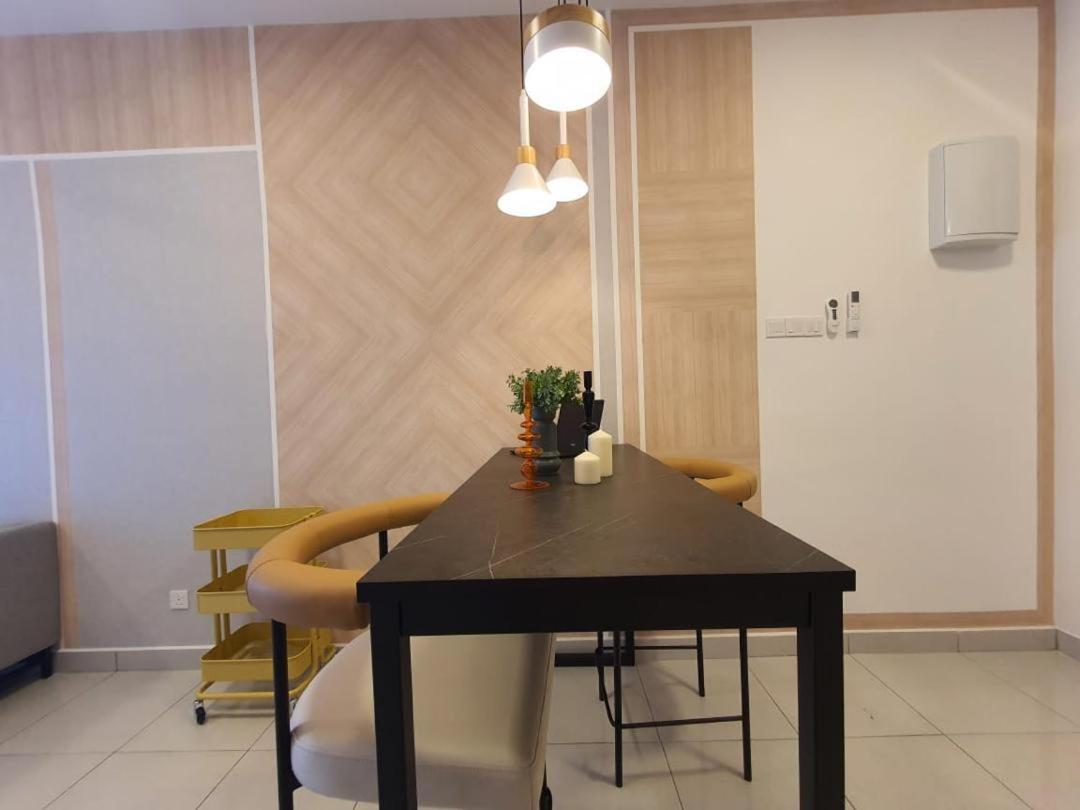 Cozy 2 Bedrooms 4 Pax Menjalara Near Desa Park City Kuala Lumpur Exterior photo